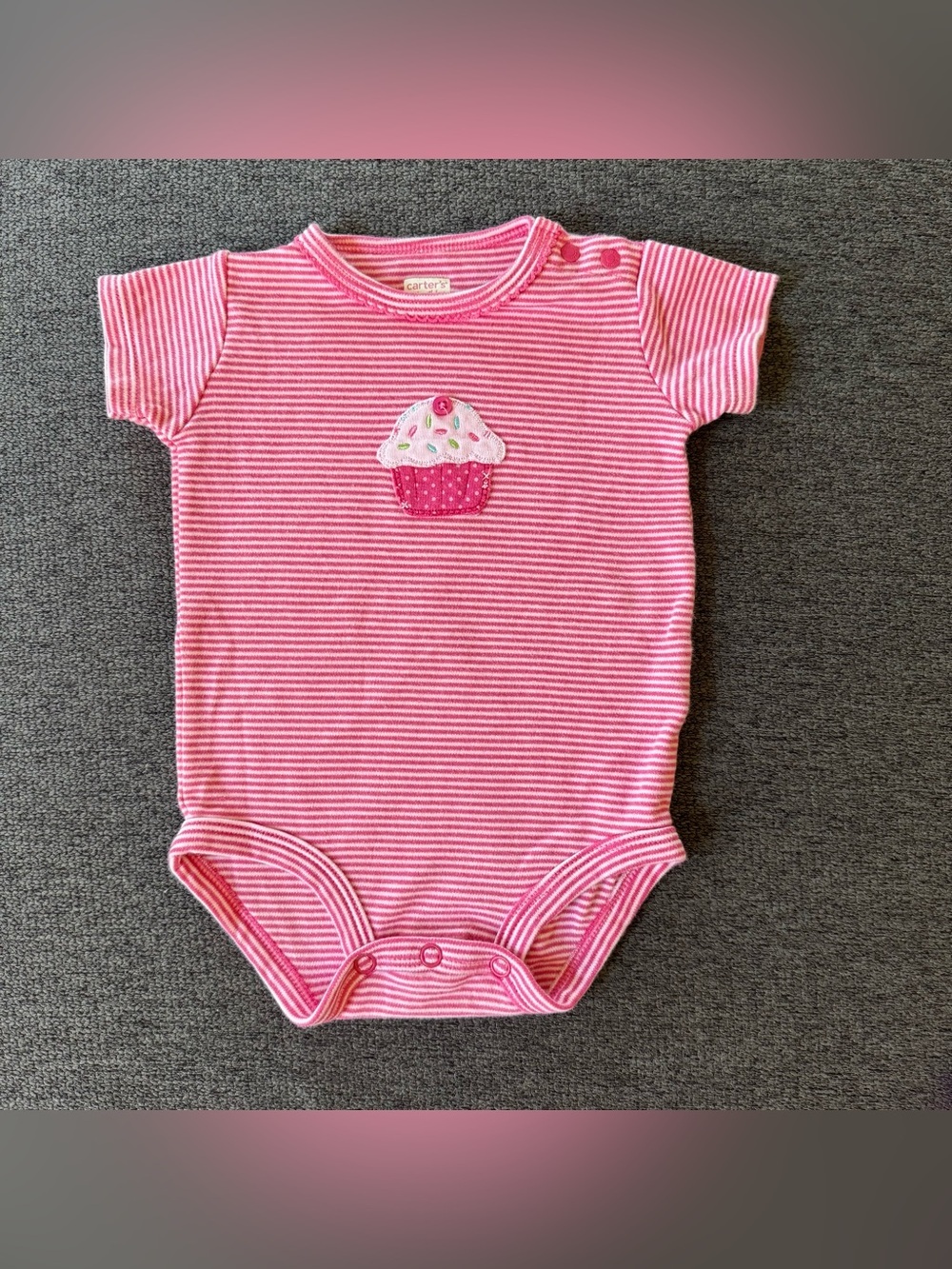Y2K Carter's Pink Striped Baby Gil’s Onesie Cupcake Appliqué Short Sleeve 6M